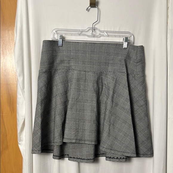 Torrid Gray Plaid Women's High Low Skirt Size 0(L)(12) - Picture 1 of 8